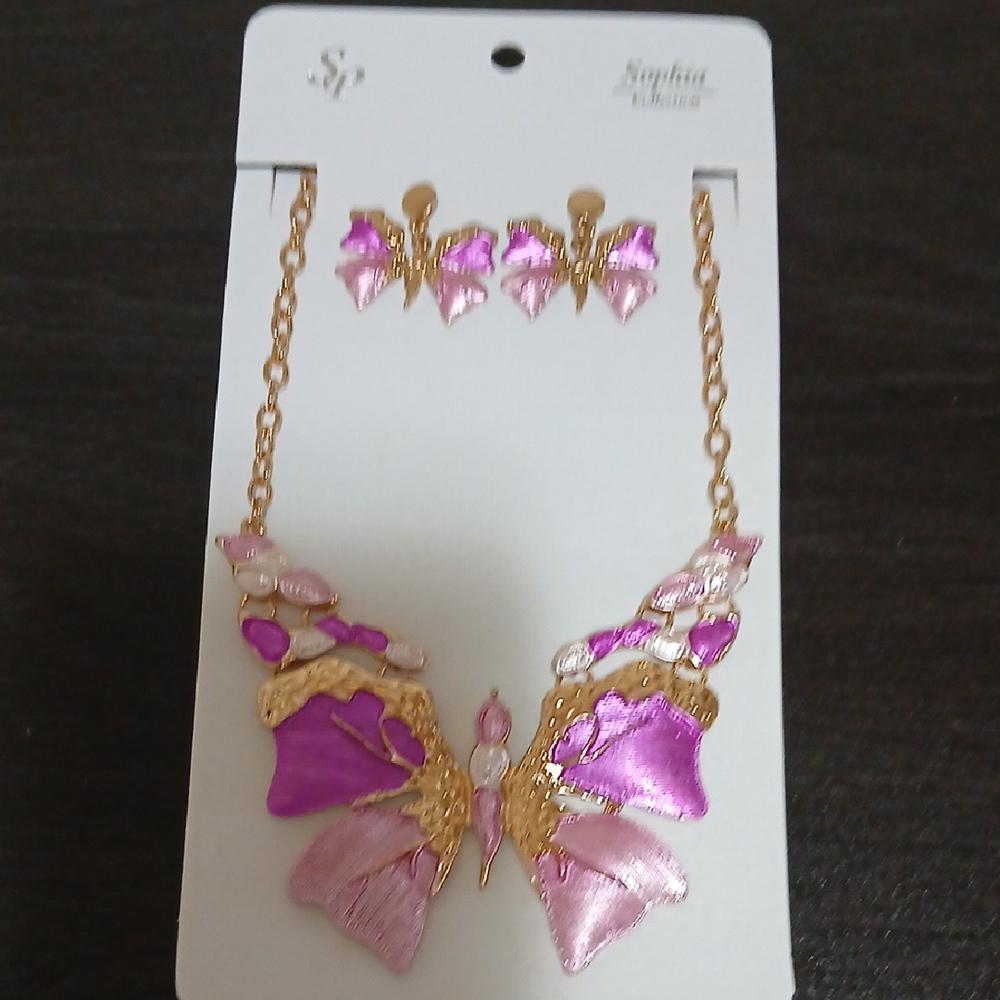 Gorgeous Butterfly Necklace and Earring Set - Fuchsia & Gold